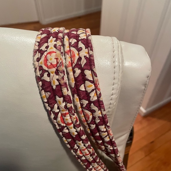 Vera Bradley zip tote retired - Picture 3 of 4